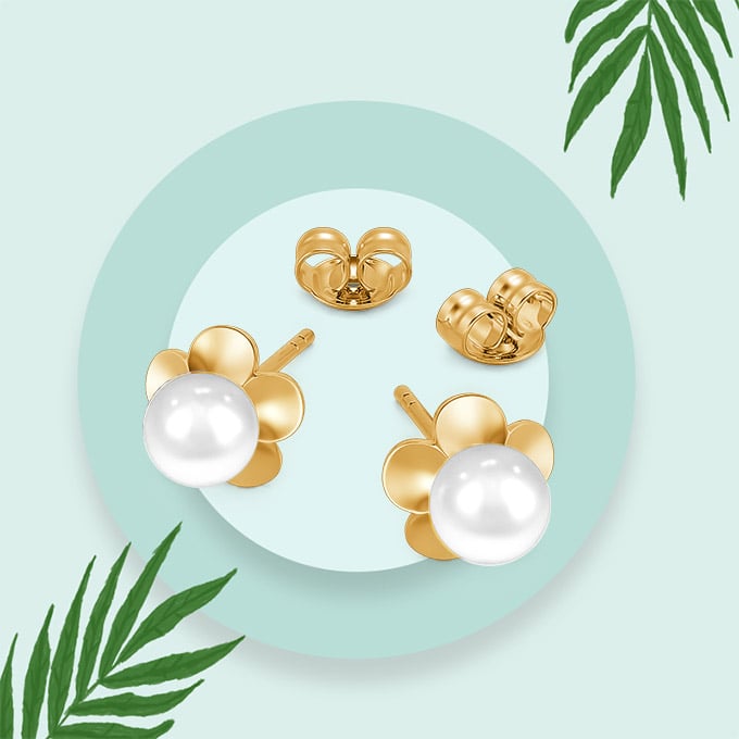 Pearl floral earrings