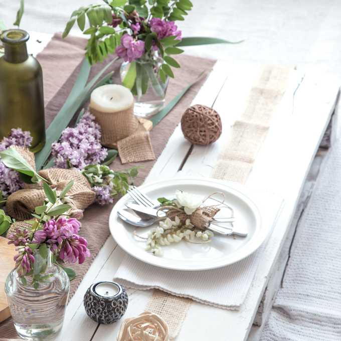 Low-seated tables