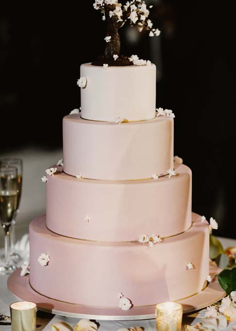 classic wedding cake