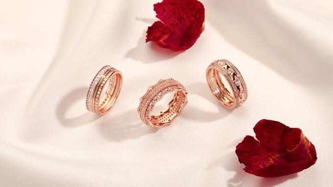rose gold eternity rings