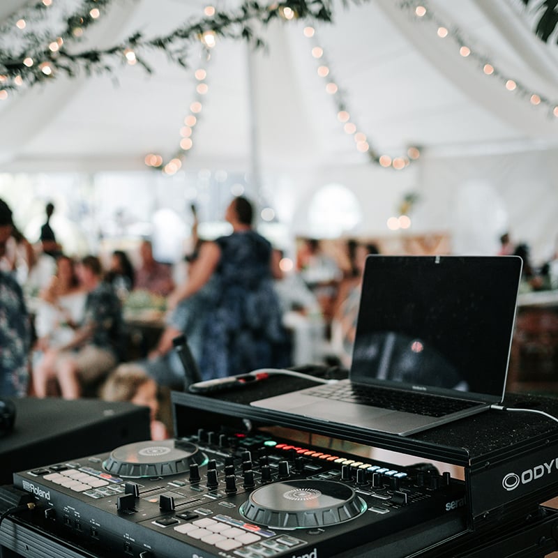 wedding DJ
