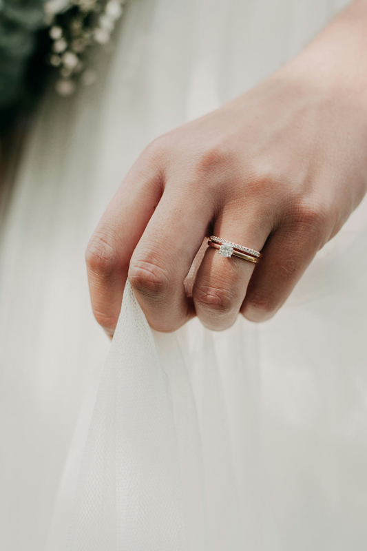 summer wedding engagement rings
