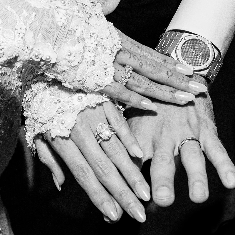 Hailey-Bieber engegement ring