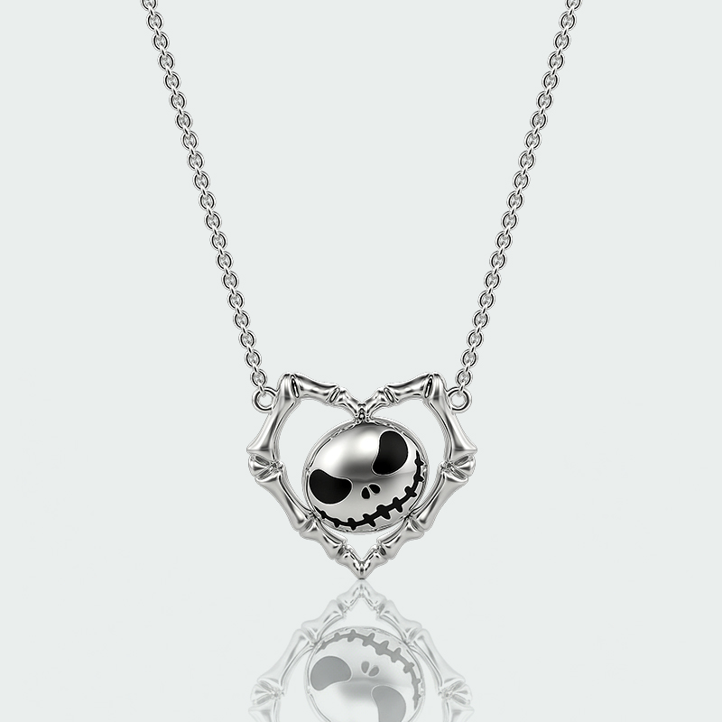 Halloween jewelry: skull necklace