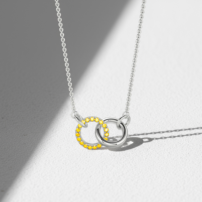 November birthstone jewelry: stylish necklace with yellow gemstones