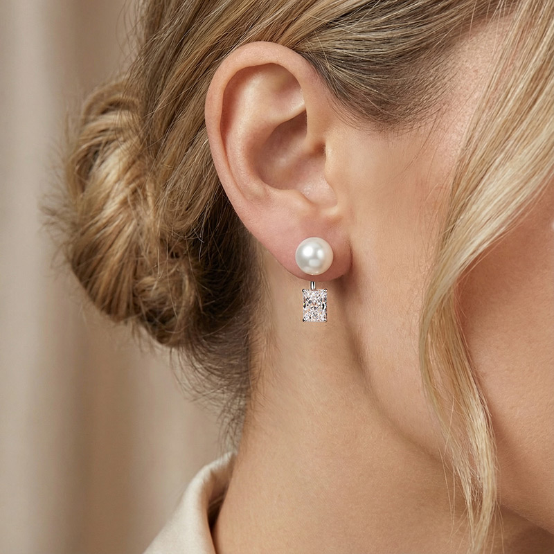 classic Jewelry gift: pearl+diamond earring