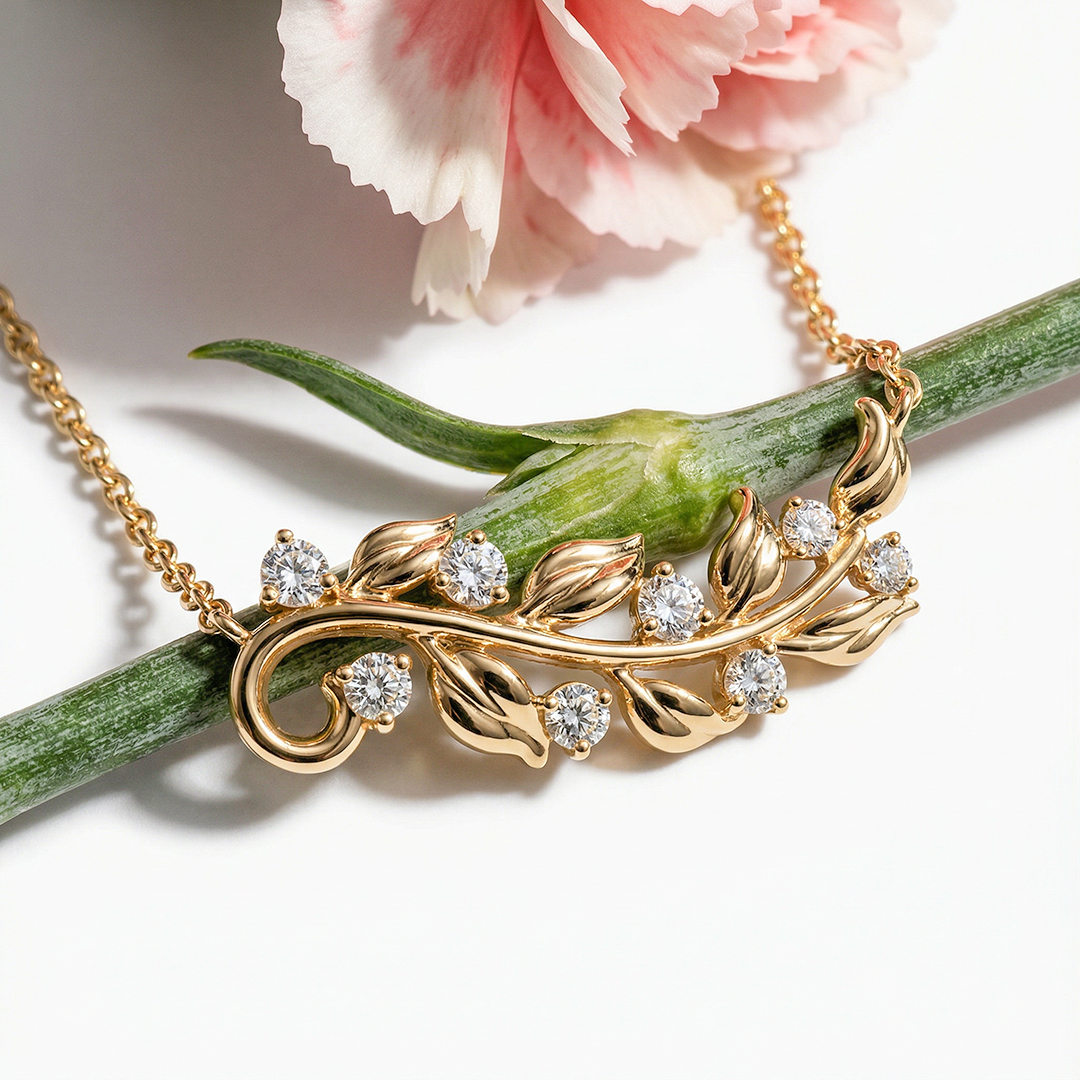 nature-inspired necklace