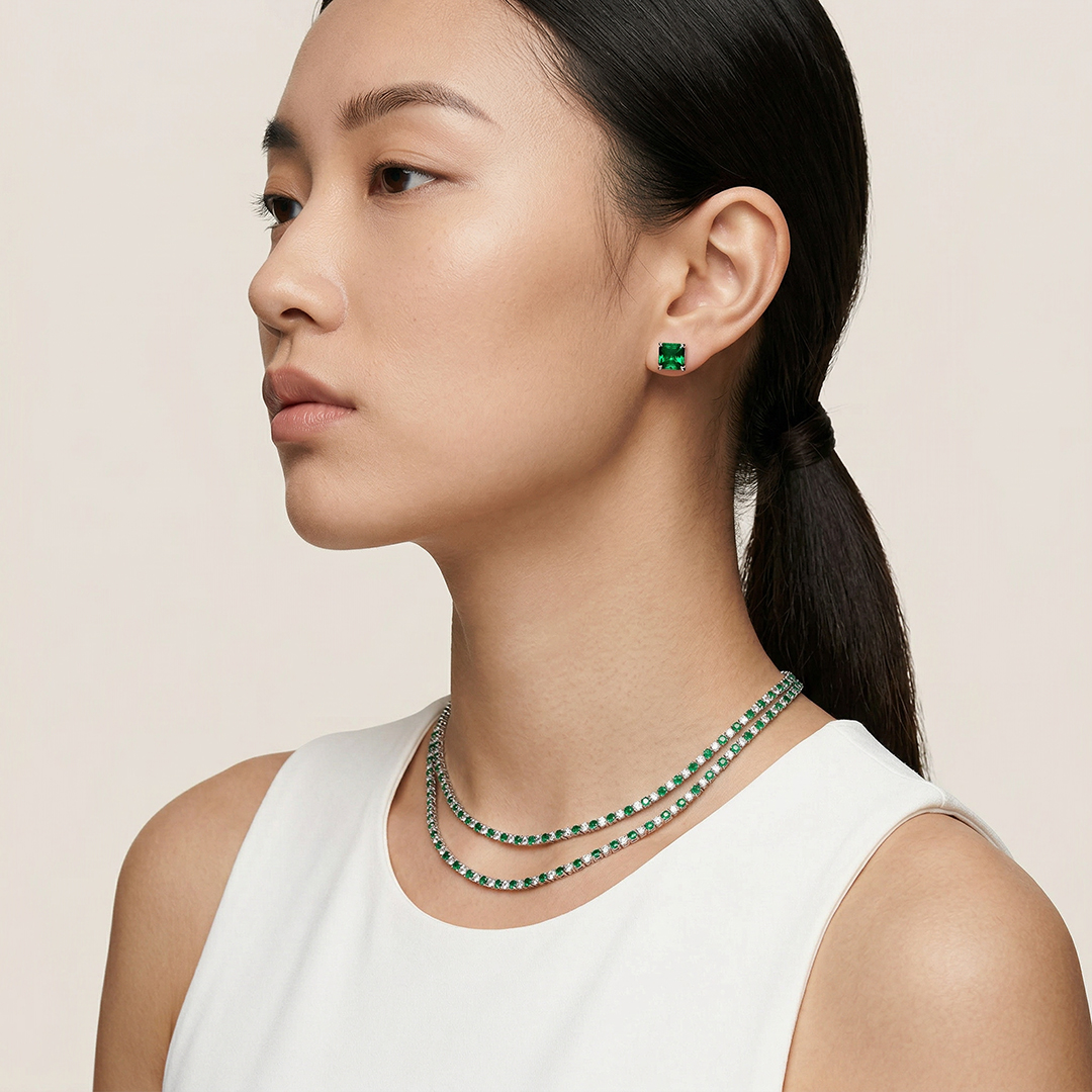 jewelry with emerald green gems
