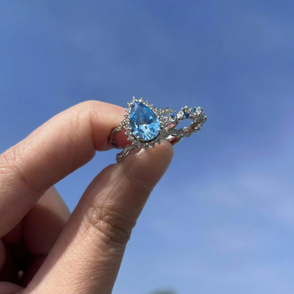 Pear Shaped Engagement Ring Sets