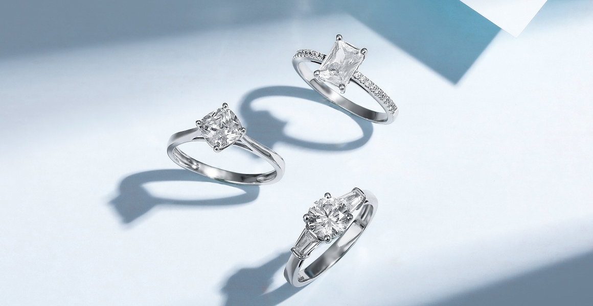 How Many Carats Should an Engagement Ring Be