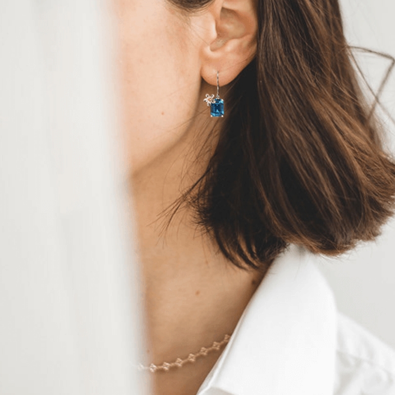 A Complete Guide to Colored Gemstone Jewelry