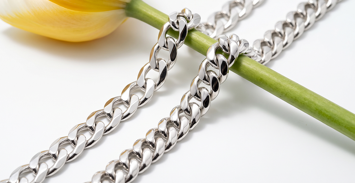 curb  chain vs. Cuban link chain
