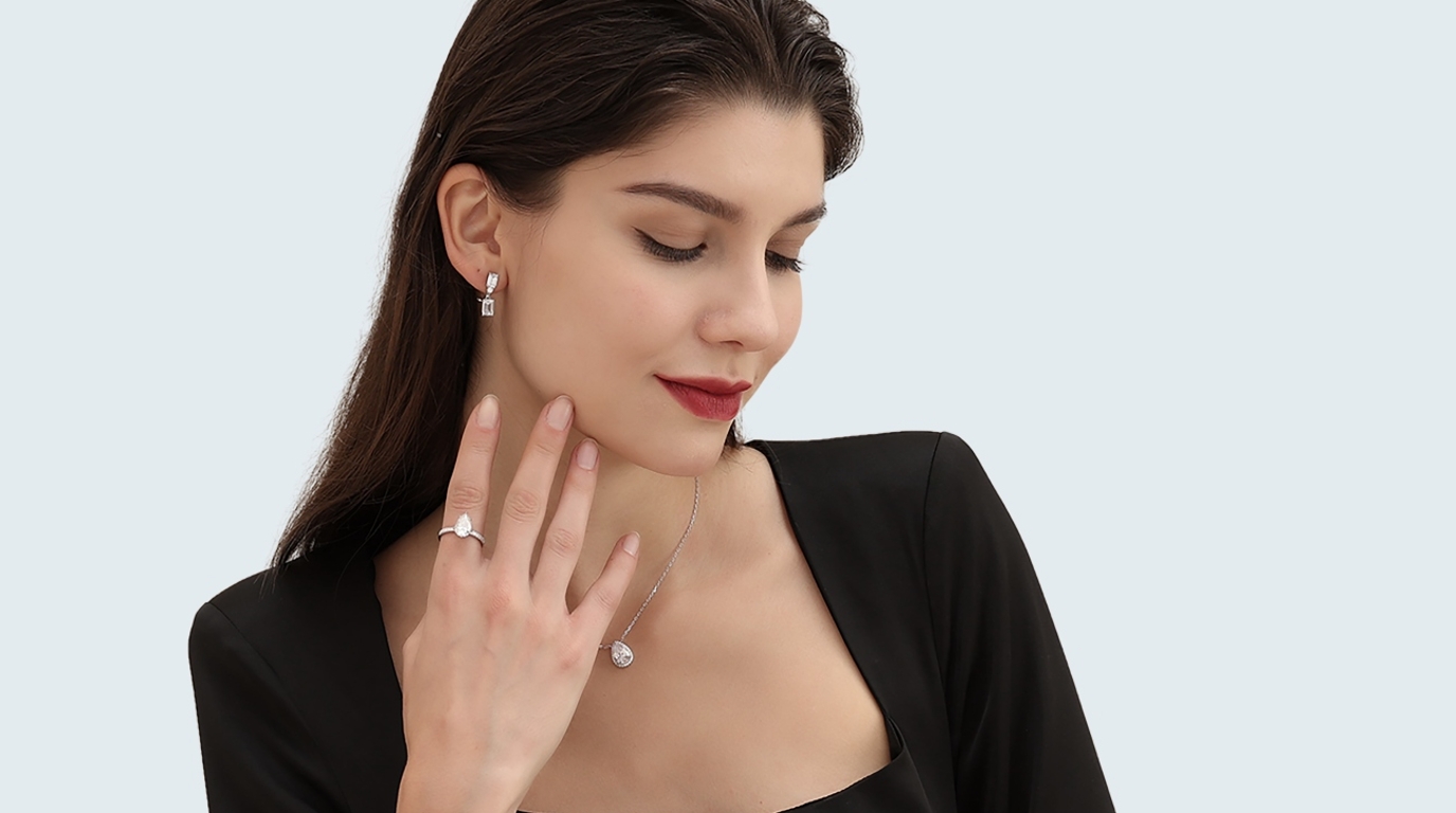 Hypoallergenic jewelry metals for sensitive skin